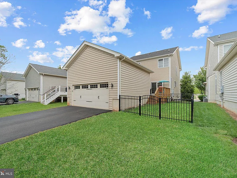 15119 Kroll Ln — Photo 48