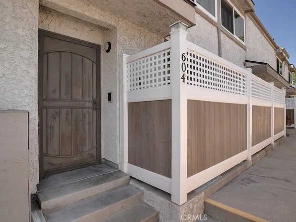 19540 Sherman Way Unit 604, Reseda, CA 91335