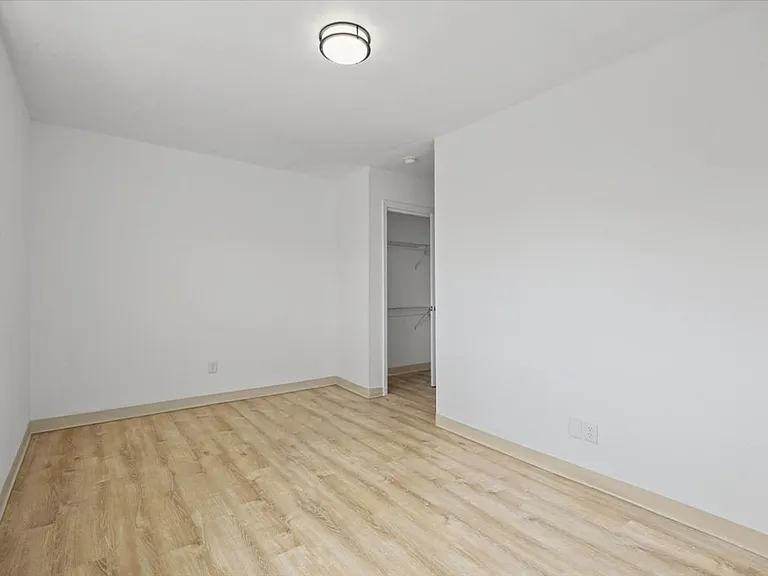 1903 Peach St — Photo 24