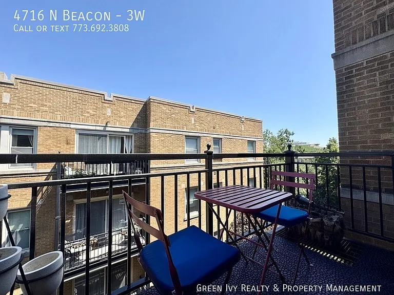 4716 N Beacon St #3W — Photo 8