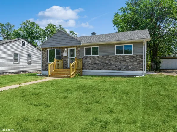 4401 E 11th Pl, Gary, IN 46403