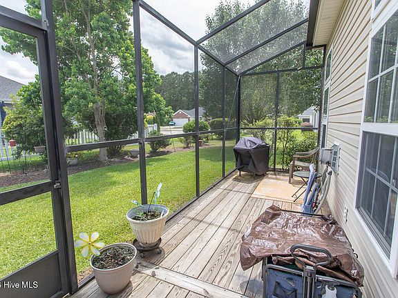 5th image of 445 Kershaw Street NW
