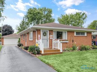 2411 Hiddenbrook Dr, Toledo, OH 43613