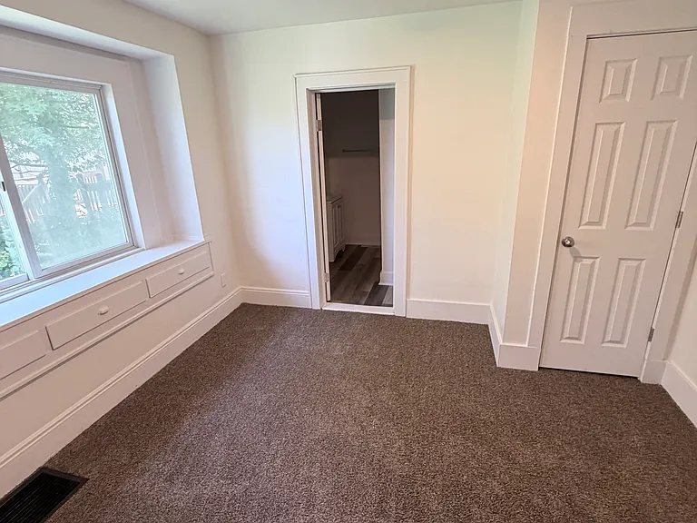 2250 Bellfield Ave — Photo 4