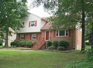 9749 Alfaree Rd, North Chesterfield, VA 23237