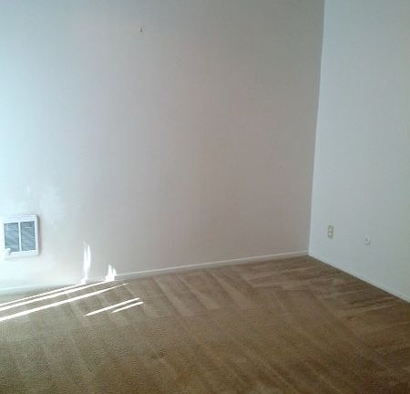5th image of 3242 Ashford St Unit C