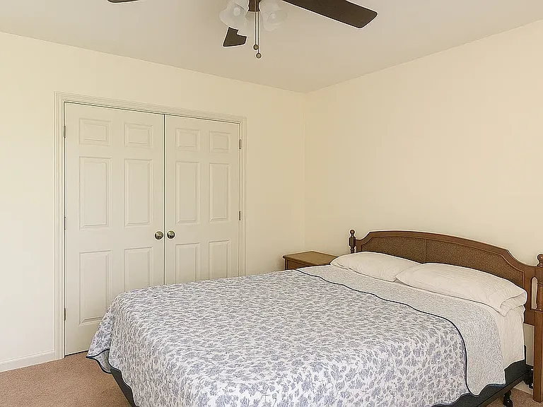 2020 Menard St #A — Photo 9