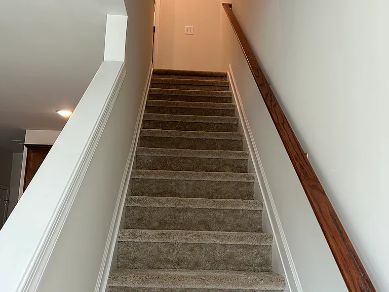 407 Reading Ct — Photo 4