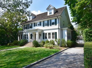 15 Sussex Ave, Bronxville, NY 10708