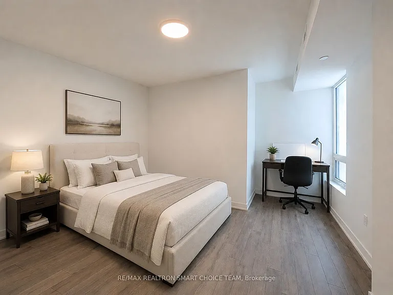 1005 Dundas St E #117 — Photo 12