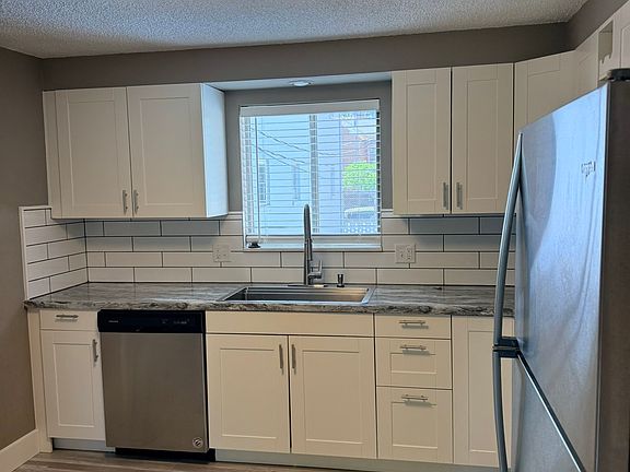 5th image of 234 N Lorimier St