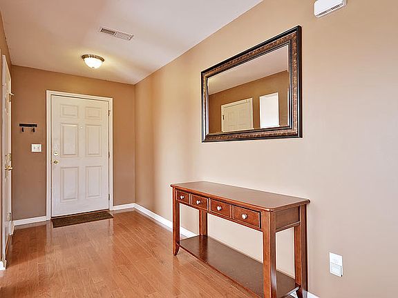 4th image of 5029 Carrington Ct