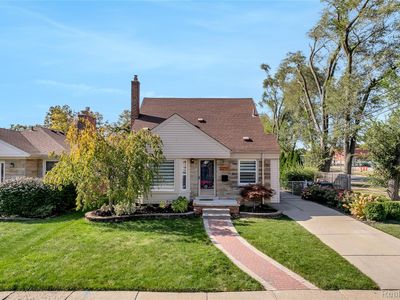 2237 McMillan St, Dearborn, MI, 48128