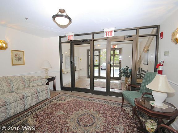 2nd image of 803 Coxswain Way Unit 305