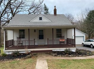 366 S Mountain Rd, New City, NY 10956