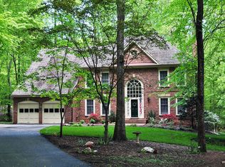 6821 Brimstone Ln, Fairfax Station, VA 22039