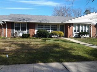 622C Huntington Dr, Lakewood, NJ 08701