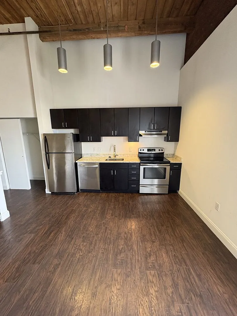 344 N. Charles Street — Photo 1