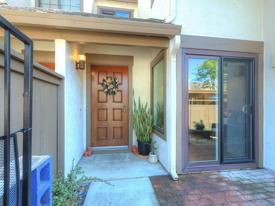 1st image of 1927 Huxley Ct