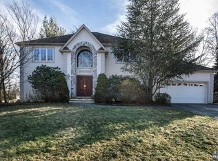 246 Capri Ter, Park Ridge, NJ 07656