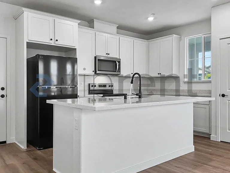 10110 Elise Way — Photo 14