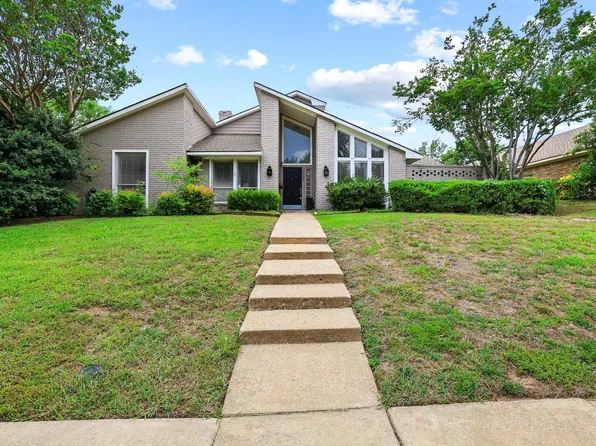 1925 Country Club Dr, Plano, TX 75074