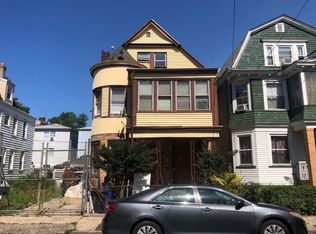 222 3rd St, Newark, NJ 07107