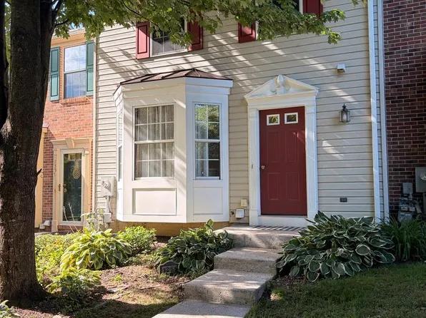 1355 Walkabout Ct #40, Eldersburg, MD 21784