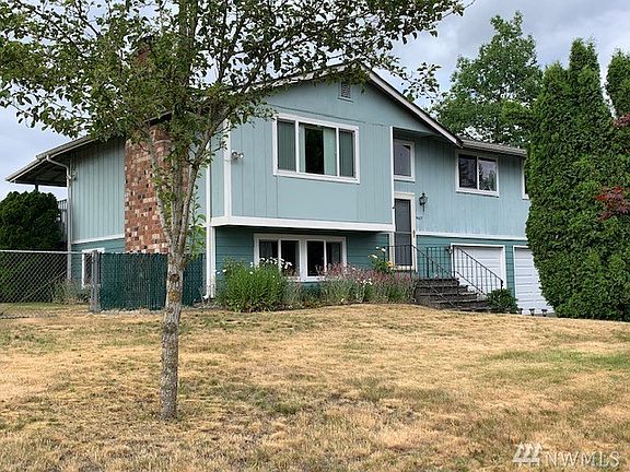 2nd image of 4605 221st Street Ct E