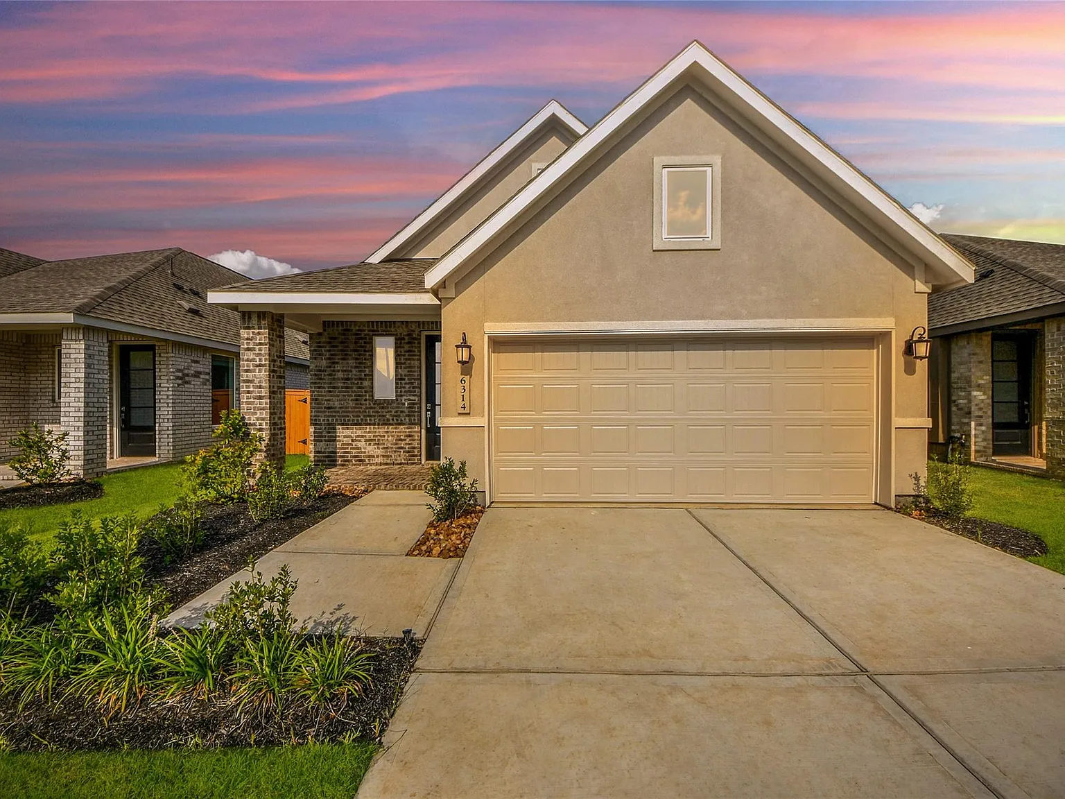 3 bed, 2.5 bath, 1410 sqft, $2,300 — Photo 2