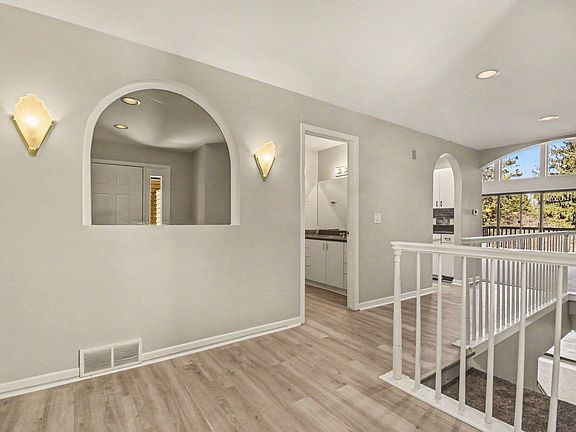 3rd image of 6657 Waybridge Dr SE