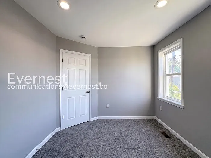 3800 Old York Rd — Photo 13