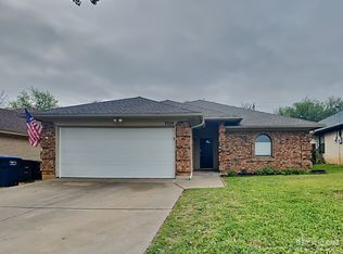 7524 Cross Ridge Cir, Fort Worth, TX 76120