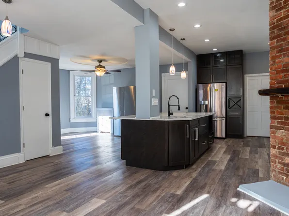 1021 Olive St, Scranton, PA 18510