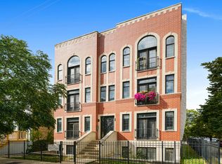 1704 S Carpenter St #1B, Chicago, IL 60608