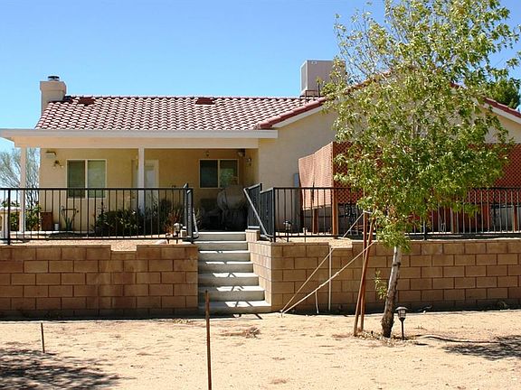 5th image of 15615 Ramona Ave