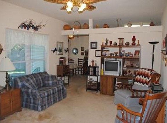 5th image of 1125 Kenwood Dr