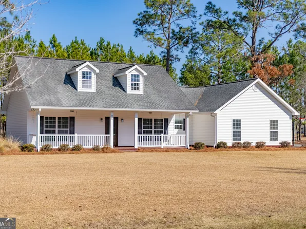 865 Smith Rd, Waycross, GA 31503