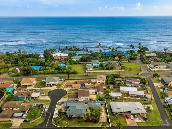 4595 Nana Pali Pl, Kekaha, HI 96752