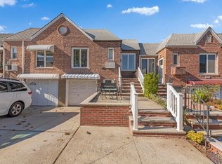 68-09 60th Rd, Maspeth, NY 11378