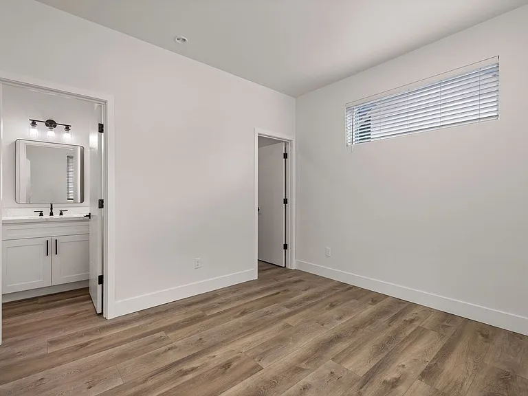 1129 Fawcett Ave — Photo 28