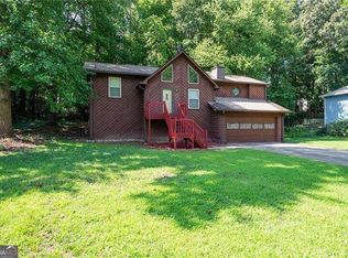 2461 Deerfield Dr NW, Kennesaw, GA 30144