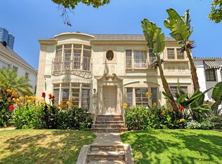 9945-9947 Robbins Dr, Beverly Hills, CA 90212