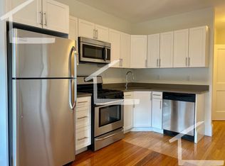 85 Harvard Pl #L20, Brookline, MA 02446