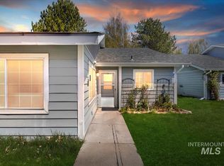 313 1/2 6th St, Filer, ID 83328