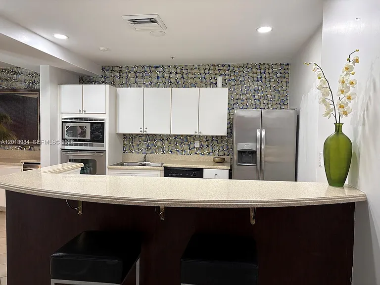 6001 SW 70th St #331 — Photo 14