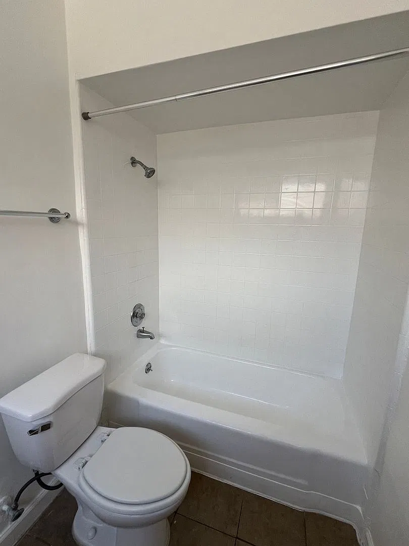 Runyon Canyon Properties, LLC (1636 N. Fuller Avenue) — Photo 4