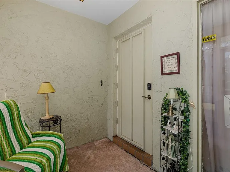 8015 San Fernando Dr — Photo 8