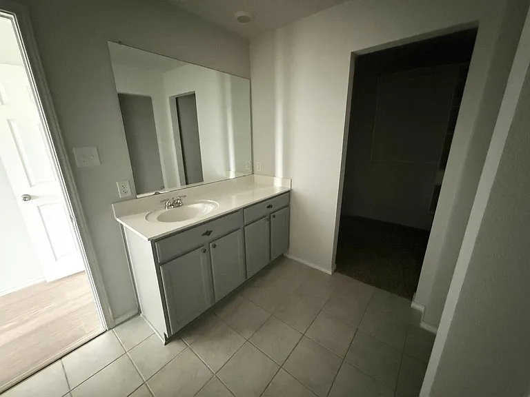 9610 Murandy Dr — Photo 24