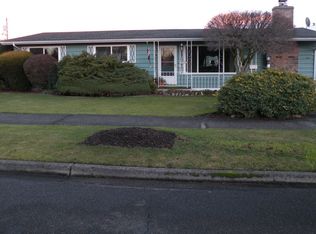 1047 Garfield St, Enumclaw, WA 98022